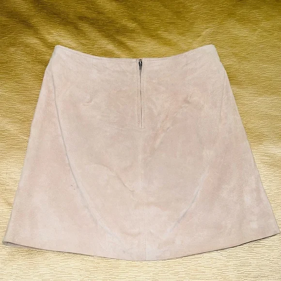 NWOT Blank NYC 100% Suede Leather Pencil Mini Skirt - Picture 4 of 6
